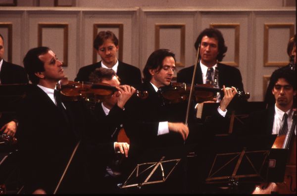 Mozart, Concertone in C major for two Violins and Orchestra, K.190 (Mozartwoche 2001)