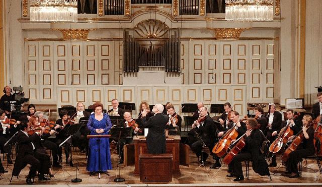 Mozart, Aria “Chi sà, chi sà, qual sia”, K.582 (Mozartwoche 2002)