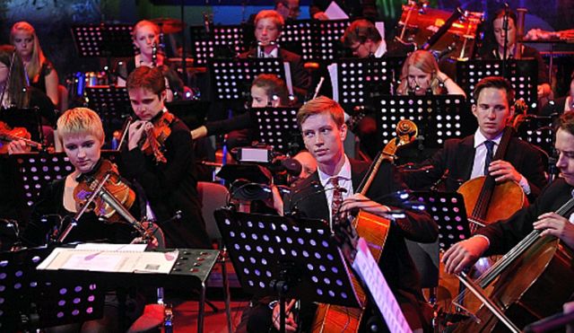 Stars of Tomorrow presented by Rolando Villazon – Episode 7