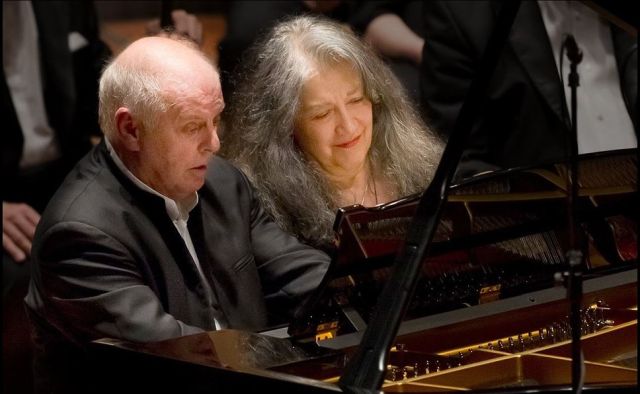 Piano Duos at the Teatro Colón – Martha Argerich & Daniel Barenboim