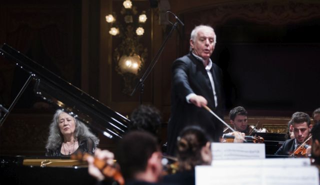 Barenboim conducts Beethoven & Tchaikovsky