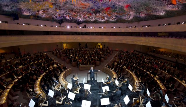 Barenboim conducts Mozart