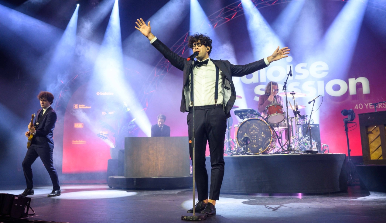 Pegasus play Baloise Session