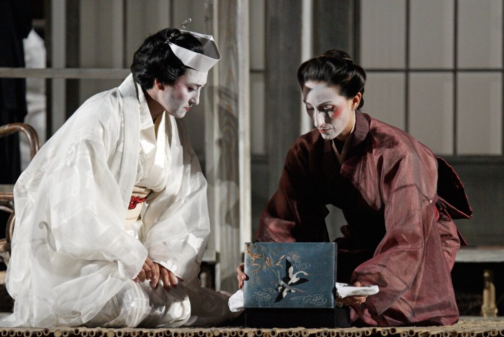 Madama Butterfly